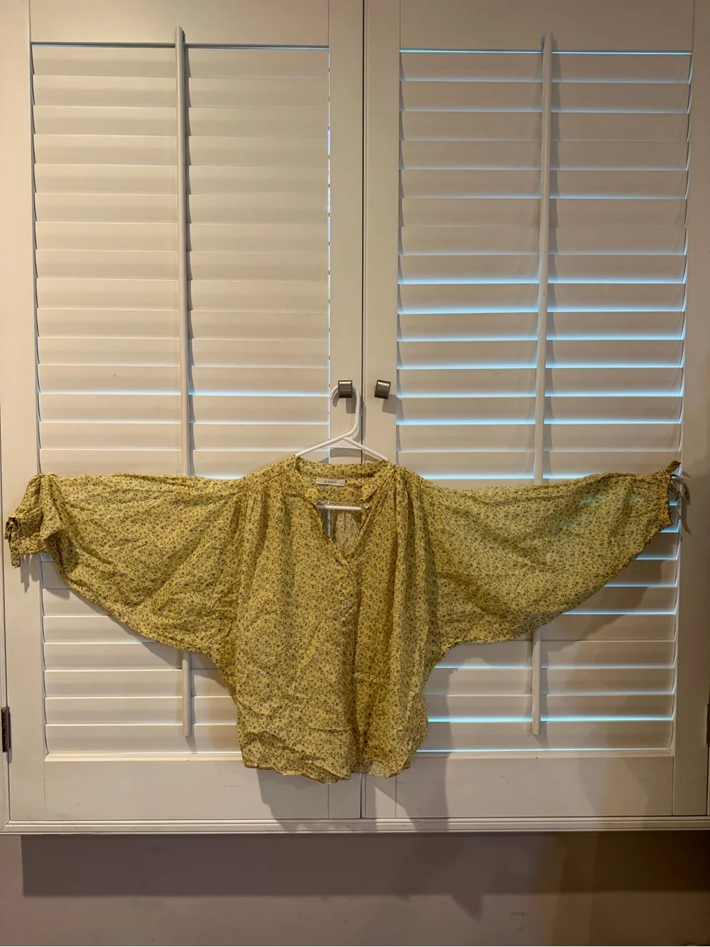 DOEN O'Keeffe Top Moonflower Floral Lightweight Yellow Blouse XS (never worn)